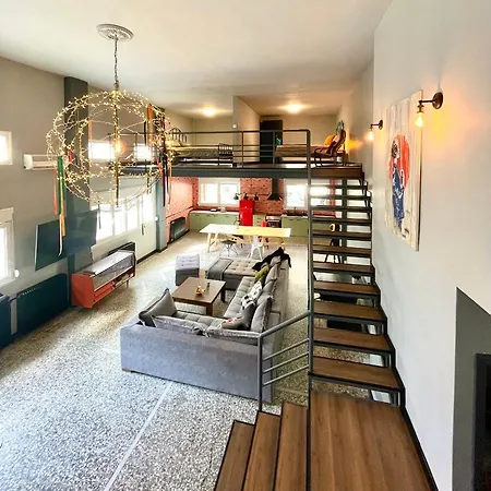 πανέμορφο Design,ηλιόλουστη ισόγεια μεζονέτα Apartment *