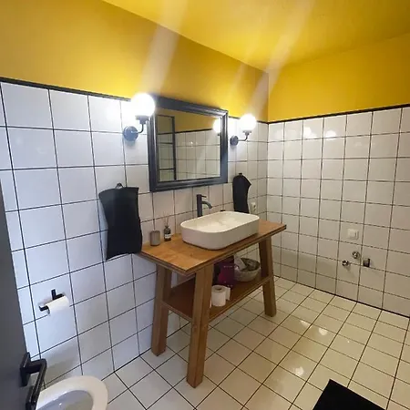 πανέμορφο Design,ηλιόλουστη ισόγεια μεζονέτα Apartment *