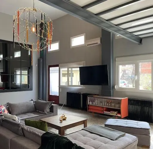 Apartamento πανέμορφο Design,ηλιόλουστη ισόγεια μεζονέτα